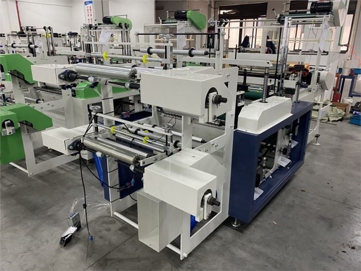 High Speed Continuous -Rolled Bag Making Machine